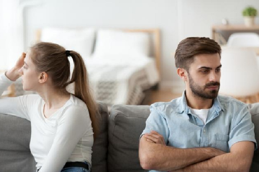 تحلیل تاثیر خیانت بر زندگی فردی و خانوادگی